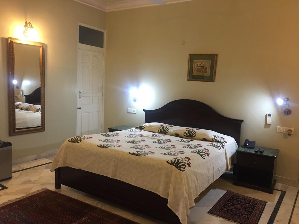 Barwara Kothi Hotel Jaipur Kamer foto